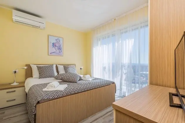 Deluxe Apart Daire, Deniz Manzaralı