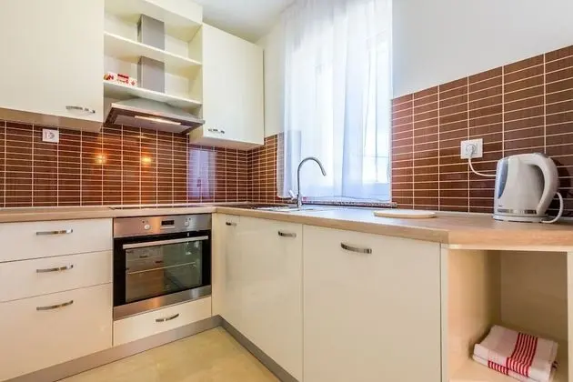 Deluxe Apart Daire, Deniz Manzaralı