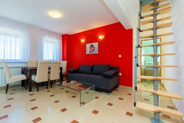 Deluxe Apart Daire, Deniz Manzaralı