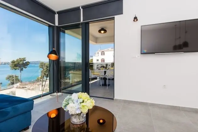 Luxury Apartment Royal M with Pool I
