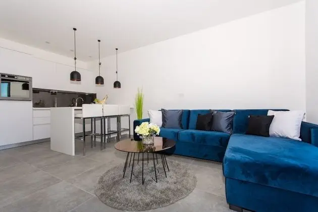 Luxury Apartment Royal M with Pool I
