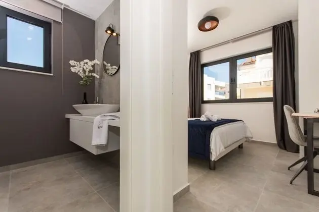 Luxury Apartment Royal M with Pool II