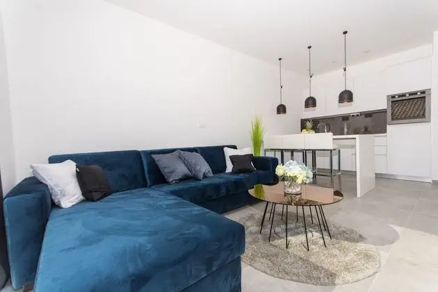 Luxury Apartment Royal M with Pool II