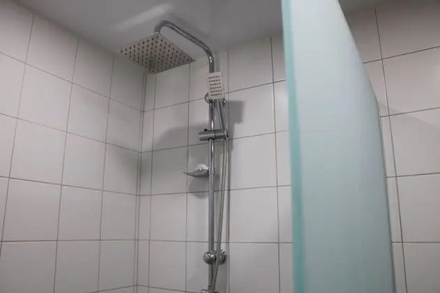 Business Tek Büyük veya İki Ayrı Yataklı Oda