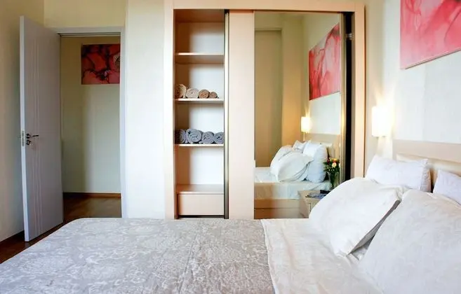 Business Tek Büyük Yataklı Oda