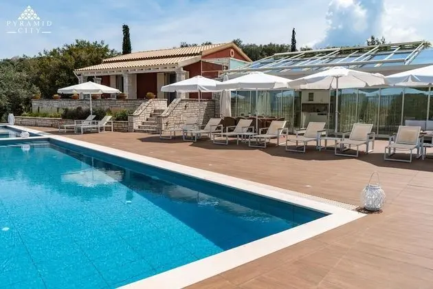 Villa, Banyolu/Duşlu (Luxury Villa Aphrodite)