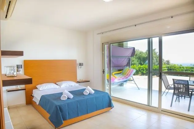 Villa, 4 Yatak Odası, Kişiye Özel Havuzlu