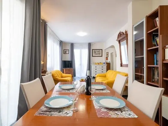 Luxury Apart Daire, 1 Yatak Odası, Balkon, Denize Bakan