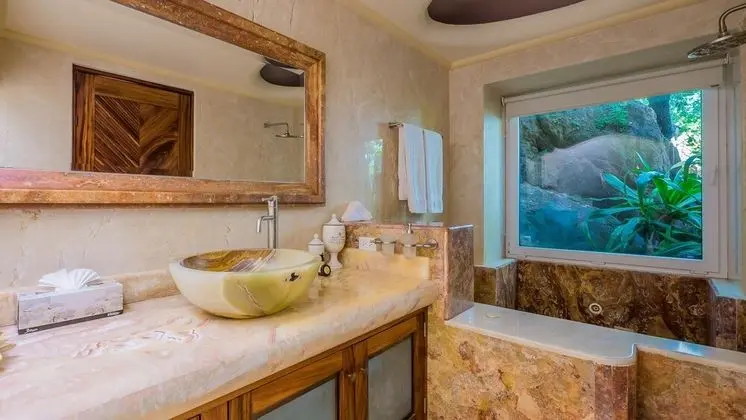 Villa, Birden Çok Yatak Odası, Sıcak Su Havuzu