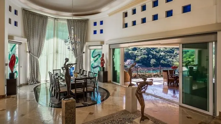 Villa, Birden Çok Yatak Odası, Sıcak Su Havuzu