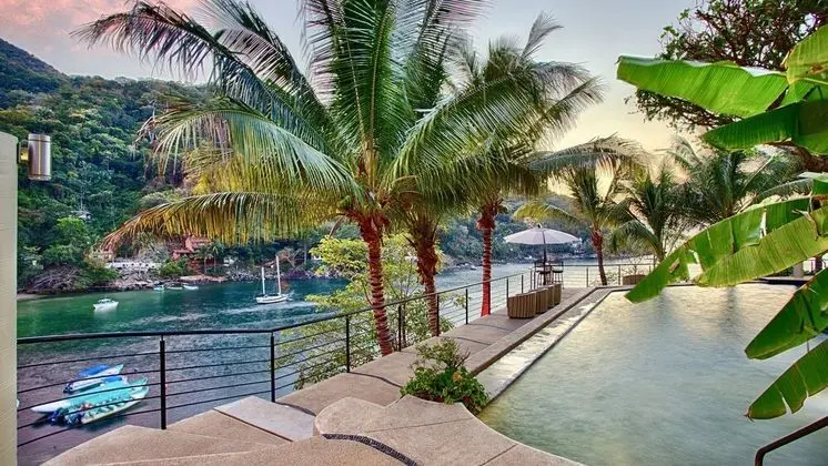 Villa, Birden Çok Yatak Odası, Sıcak Su Havuzu