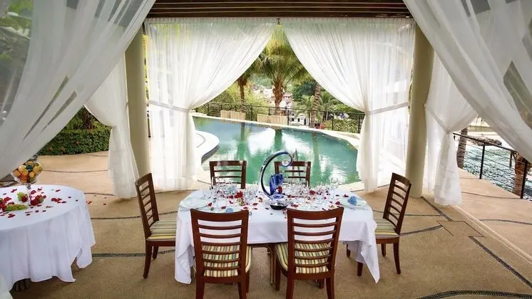 Villa, Birden Çok Yatak Odası, Sıcak Su Havuzu