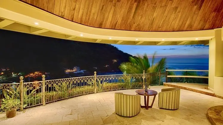 Villa, Birden Çok Yatak Odası, Sıcak Su Havuzu