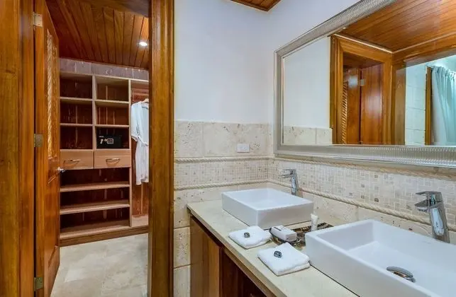 Luxury Villa