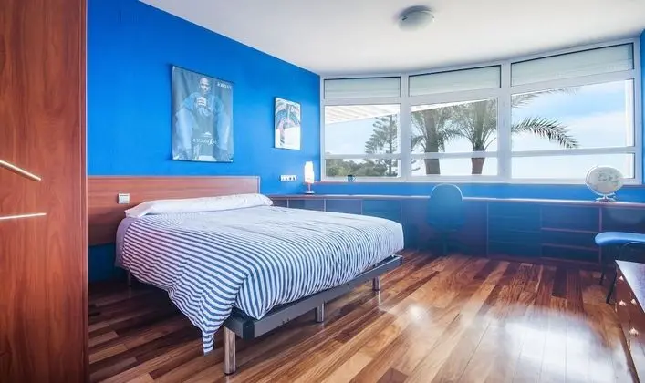 Villa, 5 Yatak Odası, Kişiye Özel Havuzlu, Denize Sıfır