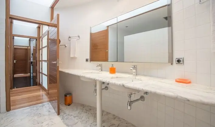 Villa, 5 Yatak Odası, Kişiye Özel Havuzlu, Denize Sıfır