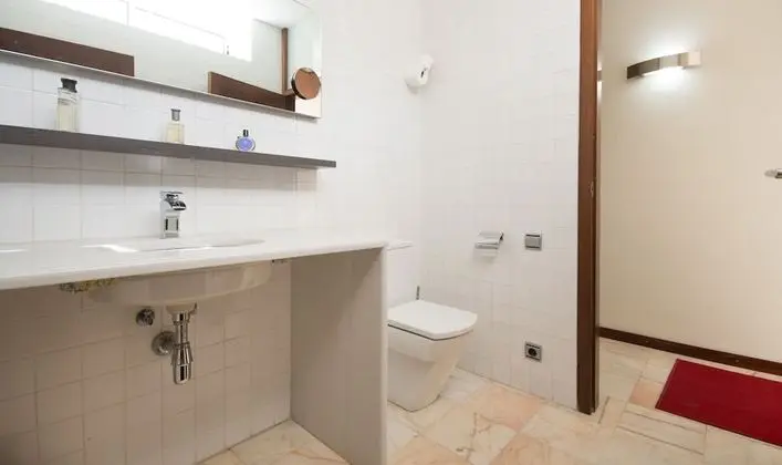 Villa, 5 Yatak Odası, Kişiye Özel Havuzlu, Denize Sıfır