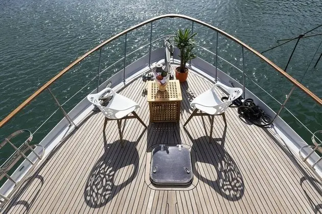 Luxury Boat, 4 bedrooms, 2 bathrooms