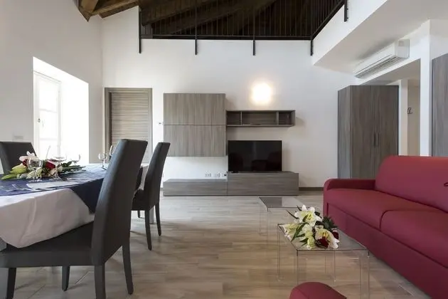 Apart Daire, 2 Yatak Odası, Göl Manzaralı