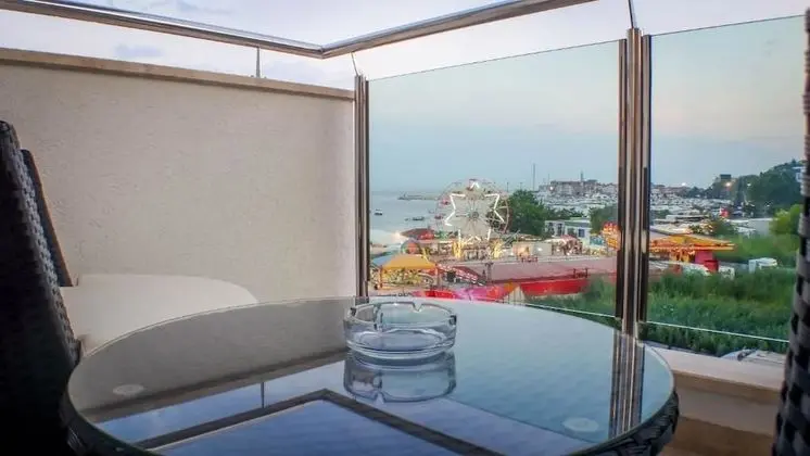Luxury Apart Daire, 1 Yatak Odası, Deniz Manzaralı, Denize Sıfır