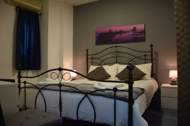 Deluxe Dört Kişilik Oda, Banyolu/Duşlu