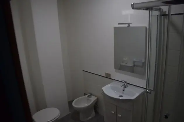 Deluxe Dört Kişilik Oda, Banyolu/Duşlu