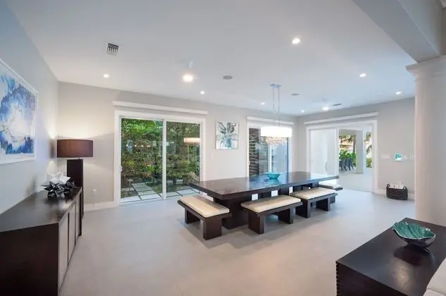 Luxury Villa (Sun Salutations)