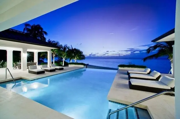 Luxury Villa (Sun Salutations)