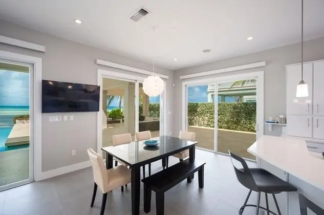 Luxury Villa (Sun Salutations)