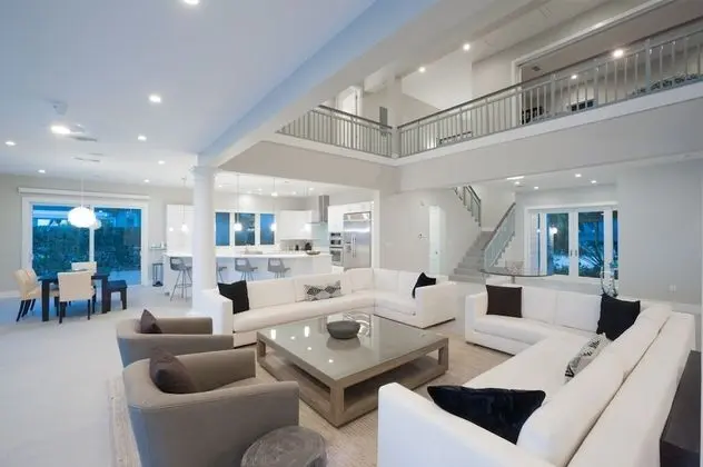 Luxury Villa (Sun Salutations)