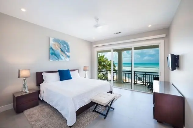 Luxury Villa (Sun Salutations)