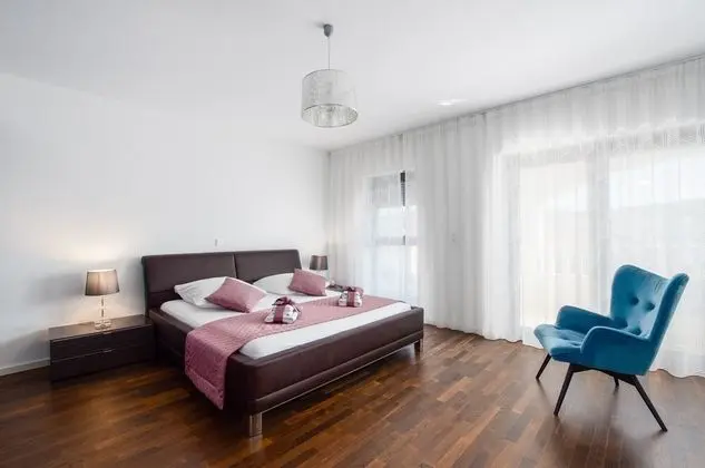 Villa, 5 Yatak Odası, Şömine