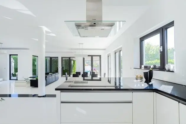 Villa, 5 Yatak Odası, Şömine