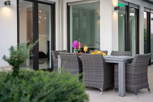 Villa, 5 Yatak Odası, Şömine