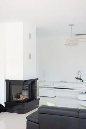 Villa, 5 Yatak Odası, Şömine