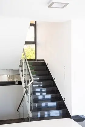 Villa, 5 Yatak Odası, Şömine