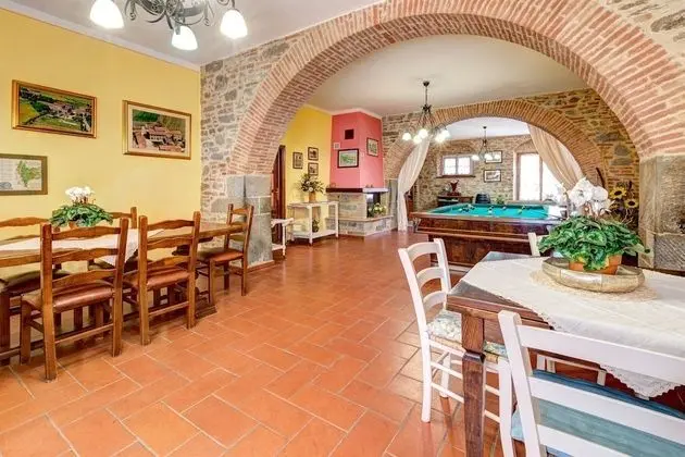 Villa, Birden Çok Yatak Odası, Engellilere Uygun, Şömine