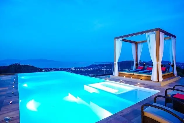 6-Bedroom Villa with Private Pool