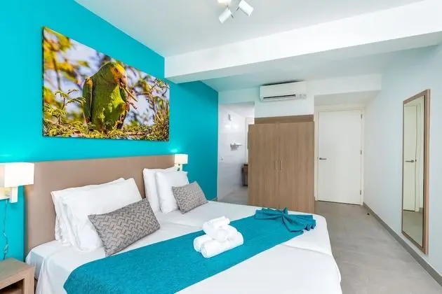 Luxury Villa, 4 Yatak Odası, Havuz Manzaralı