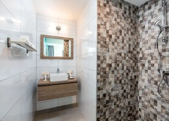 Luxury Villa, 4 Yatak Odası, Havuz Manzaralı