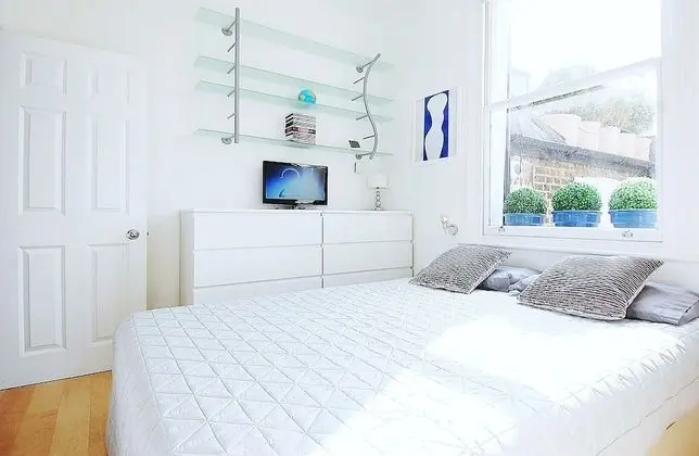 Design Apart Daire, 1 Büyük (Queen) Boy Yatak ve Çekyat, Sigara İçilmez