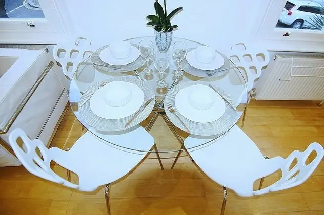 Design Apart Daire, 1 Büyük (Queen) Boy Yatak ve Çekyat, Sigara İçilmez