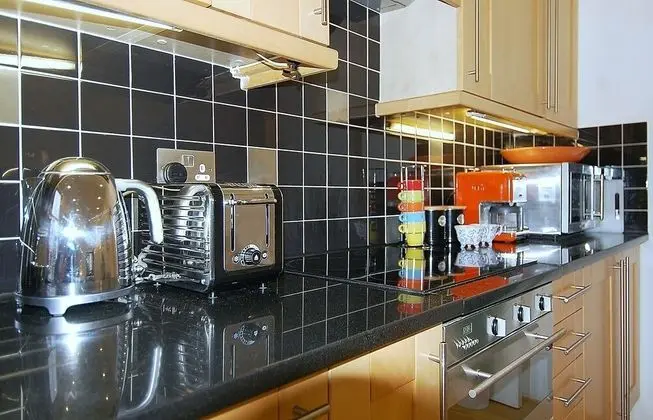 Design Apart Daire, 1 Büyük (Queen) Boy Yatak ve Çekyat, Sigara İçilmez