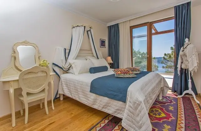 Luxury Villa, Kişiye Özel Havuzlu