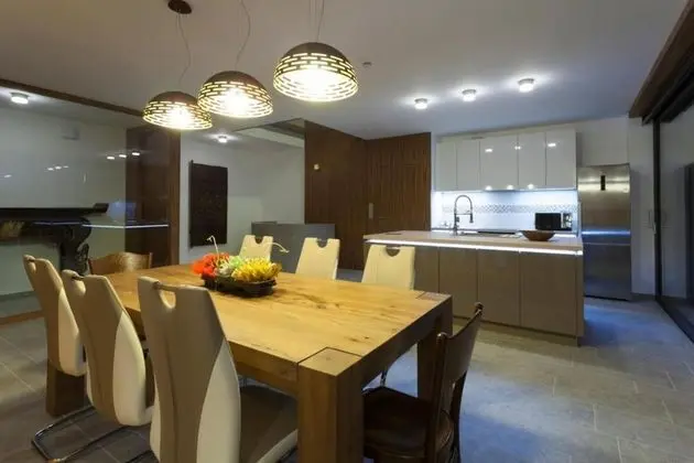 Family Villa, Birden Çok Yatak, Buzdolabı ve Mikrodalga, Bahçeli (Luxury Villa Eva Pool Whirlpool &)