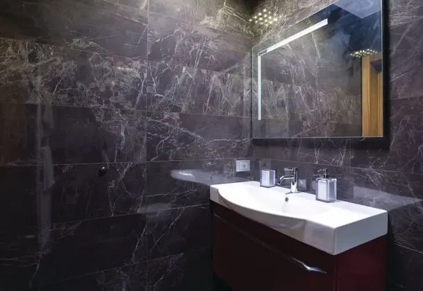 Family Villa, Birden Çok Yatak, Buzdolabı ve Mikrodalga, Bahçeli (Luxury Villa Eva Pool Whirlpool &)