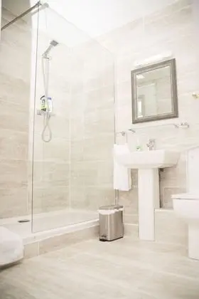 Luxury Apart Daire, 2 Yatak Odası, Mutfak, Nehir Manzaralı