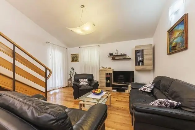 Villa, 6 Yatak Odası, Balkon