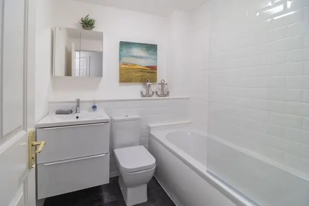Luxury Apart Daire, Banyolu/Duşlu