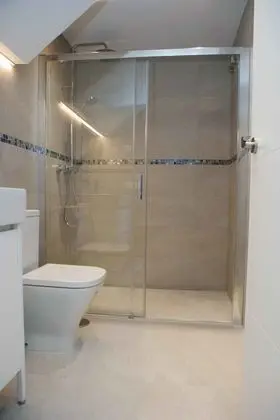 Villa, 6 Yatak Odası, Havuz Manzaralı